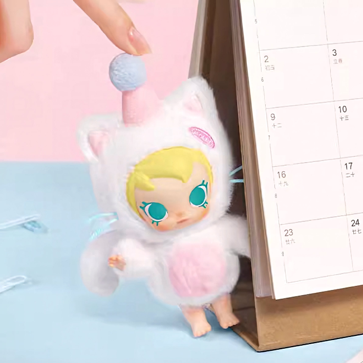 #69 Baby Molly Pocket Friend Series Vinyl Plush Pendant (First In-Store Stock Available – Ships Within 24 Hours) & Pendant & Pocket Friend